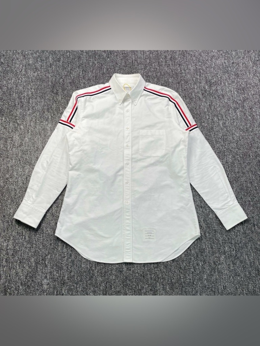 🚩steal Thom Browne White Button-Down Shirt with Red & Navy Shoulder Stripes